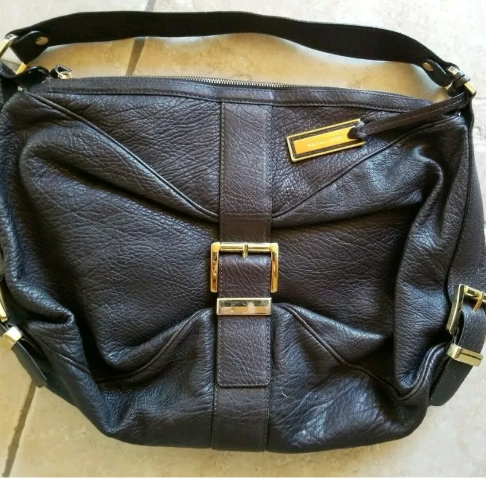 Michael Kors Large Leather Hobo‎ Style Eggplant Purse w/ Gold Buckle HandbagTex